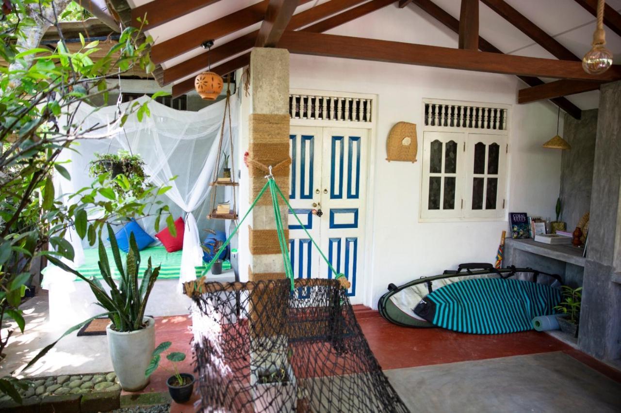 דיקוולה Sand Dollar House, Hiriketiya מראה חיצוני תמונה